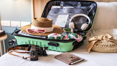 إليكم أشياء وأغراض لا يحبذ توضيبها في حقائب السفر..!