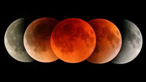 آخر خسوف كلي للقمر هذا العام.. خبير فلك يكشف التفاصيل