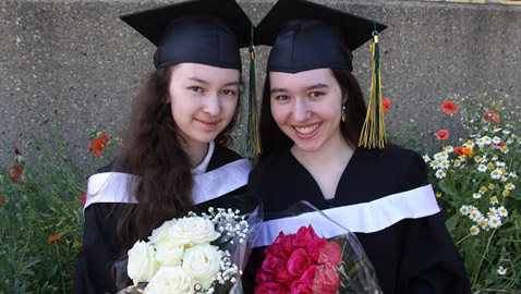 تحصل على درجة الماجستير بعمر 18