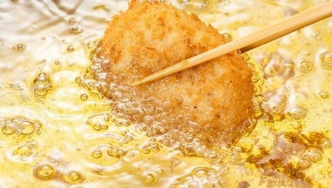 وجبة خفيفة يابانية مع قائمة انتظار لمدة 30 عاماً