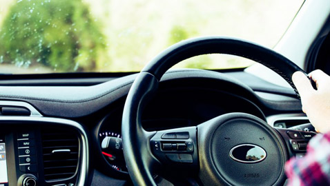 اليابانيون يستأجرون السيارات لكنهم لا يقودونها.. إليك السبب!