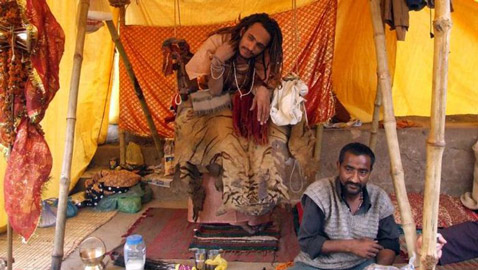 رجل من طائفة 