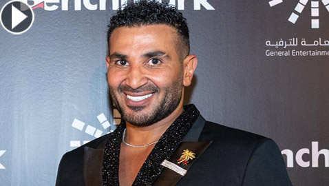 فيديو وصور: أحمد سعد قبل وبعد عمليات تجميل جديدة منها حقن للوجه وتحديد الذقن