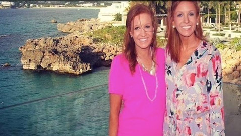 توأم تحصلان على 1.5 مليون دولار كتعويض بعد اتهامها بالغش في الامتحان