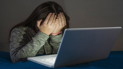 ظلت تعاني لأشهر.. مراهقة أمريكية تتعرض للتنمر والجاني يفاجئ السلطات!