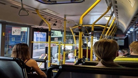 مشجع يختطف حافلة بركابها ليلحق بمباراة فريقه في كأس العالم