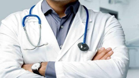 أنجب 12 ابنا! سجن طبيب شهير لإخفائه زواجه من 4 سيدات.. فيسبوك كشفه!