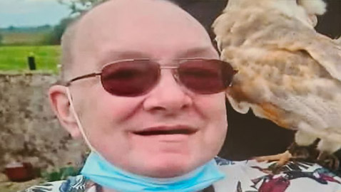 نهاية مرعبة لرجل هولندي.. قتله ديك بقسوة، وهذه آخر كلمة نطقها!