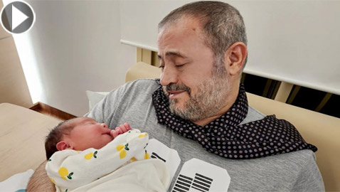 جورج وسوف يحتضن حفيدته بعد 40 يوما من وفاة ابنه وديع 