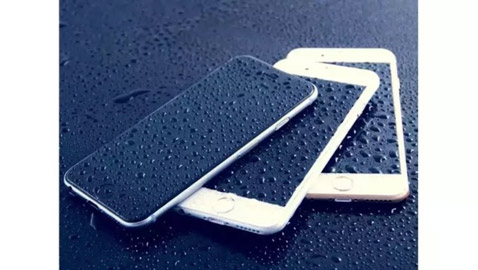 خطوات للحفاظ على الهاتف المحمول بعد تعرضه للبلل