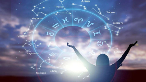 تعرفوا إلى الظواهر الفلكية وتأثيراتها على برجكم في أبريل (نيسان) 2023