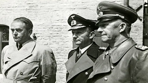 حكومة استمرت بعد موت هتلر 3 أسابيع.. ما مصير وزرائها؟