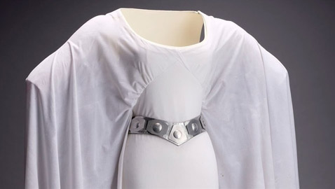 عرض فستان الأميرة ليا من 