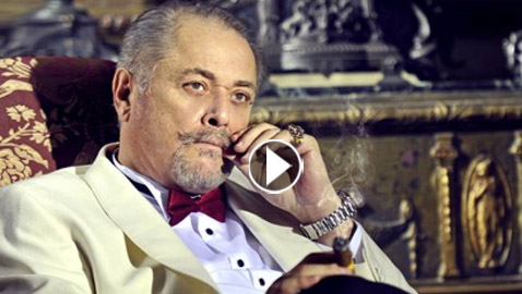 أصعب الأيام بحياة محمود عبد العزيز قبل الشهرة: باع جرائد ونام على الرصيف