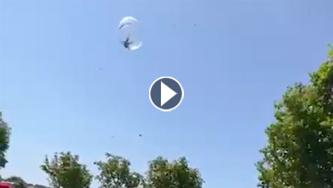 فيديو: عاصفة تخطف طفلا (9 سنوات) وتقذفه من على علو 20 قدما!