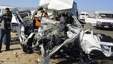 حادث مروع في مصر.. 15 قتيلا على طريق الكريمات