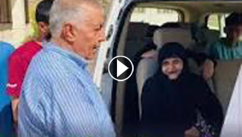 فيديو مؤثر: مسنة ليبية تجتمع بابنها بعد فراق 63 عاماً