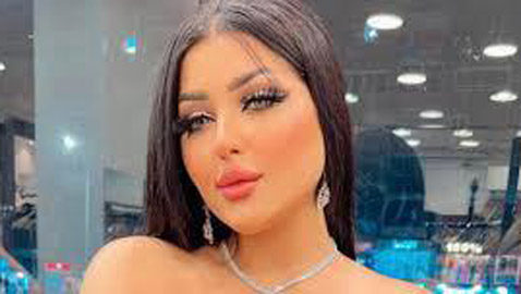 مصر.. إحالة عارضة أزياء الفراعنة إلى محاكمة جديدة بتهمة خدش الحياء