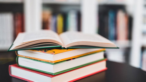 بسبب حيوان ناطق أو تحريضها على مقاومة الديكتاتورية.. 10 كتب محظورة حول العالم