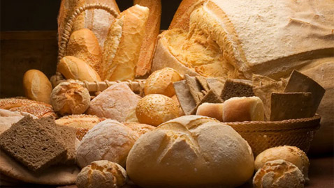 بعضها مفيد.. 10 عناصر غذائية تزيد مستويات السكر بالدم