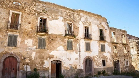 منازل للبيع في إيطاليا مقابل 1 يورو.. بشرط واحد