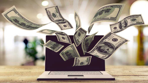 الربح من الإنترنت.. 5 أشياء يمكنكم عملها من المنزل بدون رأس مال
