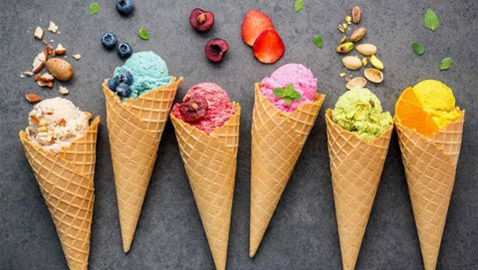 قد تظنهما نفس الشيء! ما الفرق بين الآيس كريم والجيلاتي؟