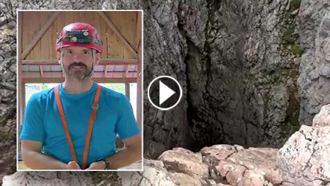 أصيب بوعكة داخل كهف عميق.. مساع لانتشال عالم أمريكي من عمق ألف متر تحت الأرض بتركيا