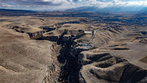 سيمزق القشرة الأرضية.. العلماء يحددون قوة زلزال الفناء ونهاية العالم!