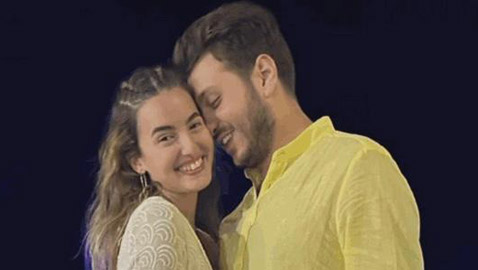 صور: ابن الممثلة نادين الراسي مع حبيبته.. شقراء، طويلة وجميلة