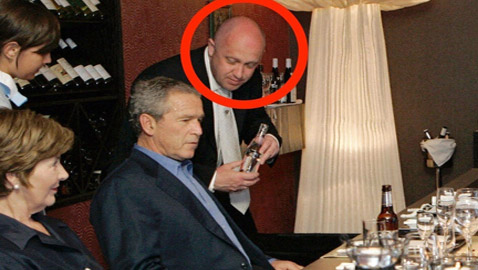 جورج بوش يكشف كيف نجا من وجبة قدمها له قائد فاغنر عام 2008