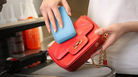 4 نصائح للعناية بحقيبة اليد الجلدية