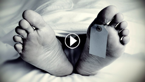 ماذا يحدث لأجسامنا بعد الموت؟.. طبيبة تكشف السر! فيديو