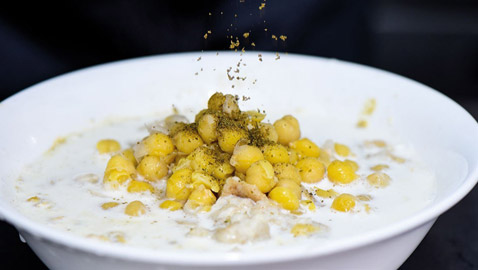 اليكم طريقة تحضير فتة بالزيت على الطريقة الشامية