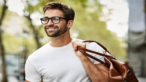 للجاذبية أصول.. 10 عادات تجعلك جذابا بشكل لا يقاوم