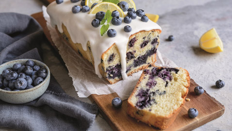 اليكم طريقة تحضير كيك الليمون بالتوت البري