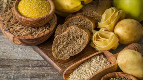 الأرز والبطاطس وخبز القمح.. أيهما أفضل علمياً؟