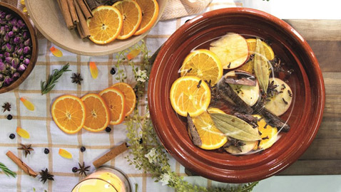 كـيـف تـصـنـعـيـن مـعـطـراً مـن مـكـونـات مـطبخك؟