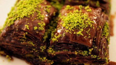 وصفة لتحضير البقلاوة بالشوكولاتة الشهية