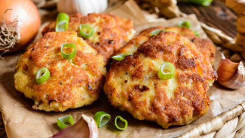 إليكم طرقة تحضير بان كيك التونة.. وجبة خفيفة شهية