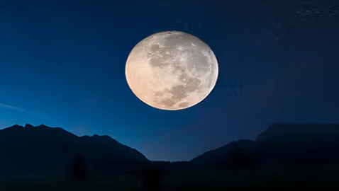 ماذا فعل البشر بالقمر؟.. علماء يجيبون