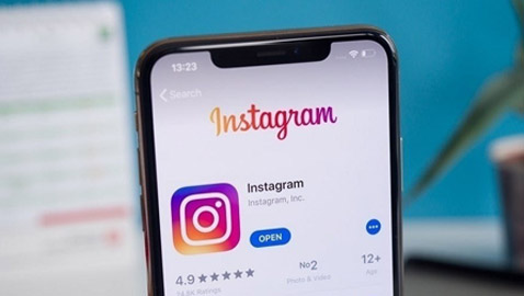 إنستغرام يتيح تعيين الحالة بـ 