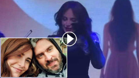 فيديو: الفنانة اللبنانية عبير نعمة تبكي على المسرح وتفاجئ جمهورها بإعلان طلاقها!