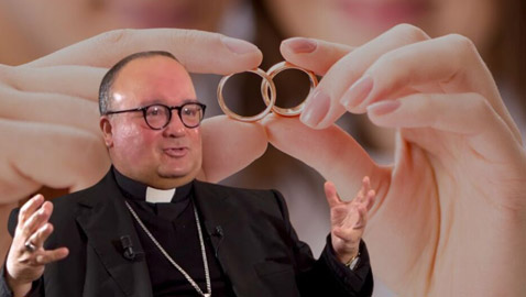 أسقف كبير في الفاتيكان يطالب بالسماح للكهنة بالزواج