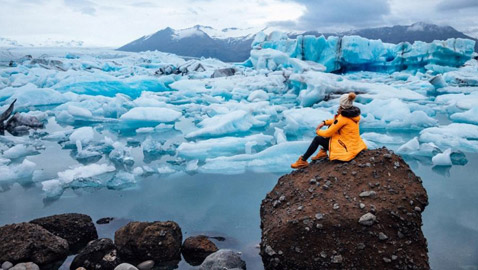 هام لعشاق المغامرة.. أجمل بحيرات متجمدة يحلو استكشافها في الشتاء