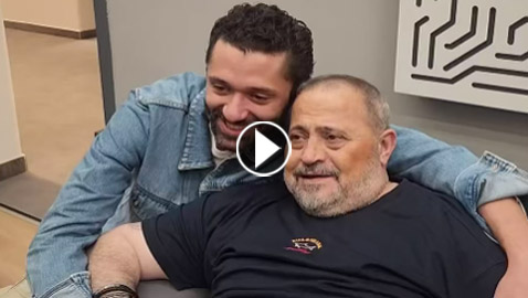 فيديو لقاء جورج وسوف مع كريم محمود عبد العزيز ويغنيان (الغزالة رايقة)