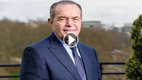 الملياردير إمبراطور عائلة منصور.. يكشف أهم 7 دروس لتأسيس الثروة