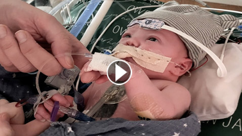 فيديو وصور: نجاح أول عملية زرع أجزاء قلب لطفل في العالم