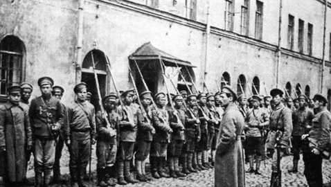 أجانب ساعدوا لينين وساهموا في قيام الاتحاد السوفيتي