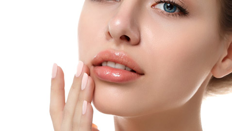 5 نصائح لشفاه خالية من العيوب.. اتبعيها